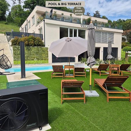 Villa De Roya 罗加斯卡斯拉提纳 外观 照片